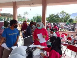 Vaksinasi Massal di Curup Selatan, Ratusan Warga yang Divaksin Dapat Sembako