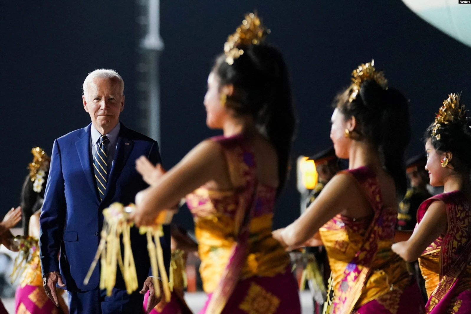 Joe Biden disambut tari Bali