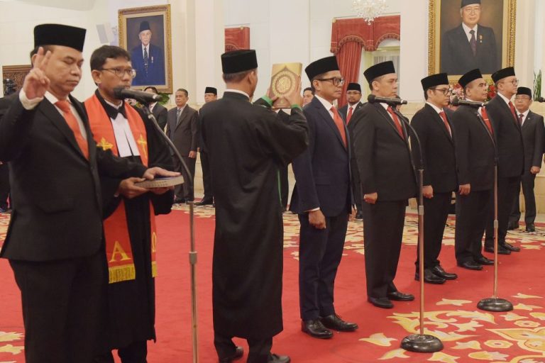 Pelantikan Menkominfo dan lima wamen