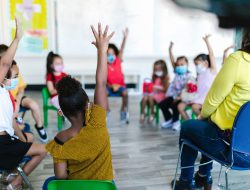 Ice Breaking dalam Pembelajaran: Membuka Pintu Petualangan Belajar yang Menyenangkan