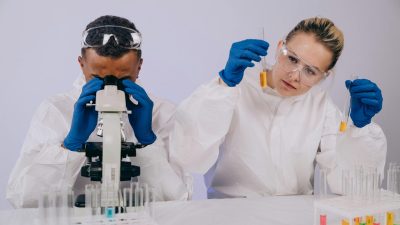 ilustrasi laboratorium kimia