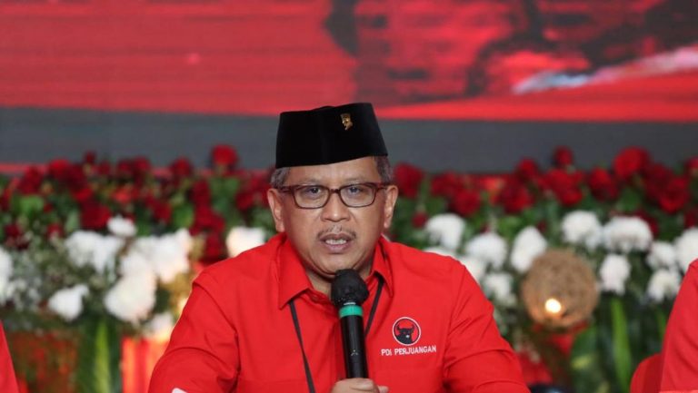 sekjen pdi perjuangan