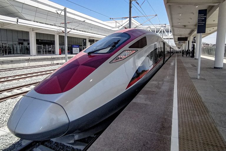 kereta cepat