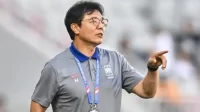 Pelatih Hwang Sun-Hong