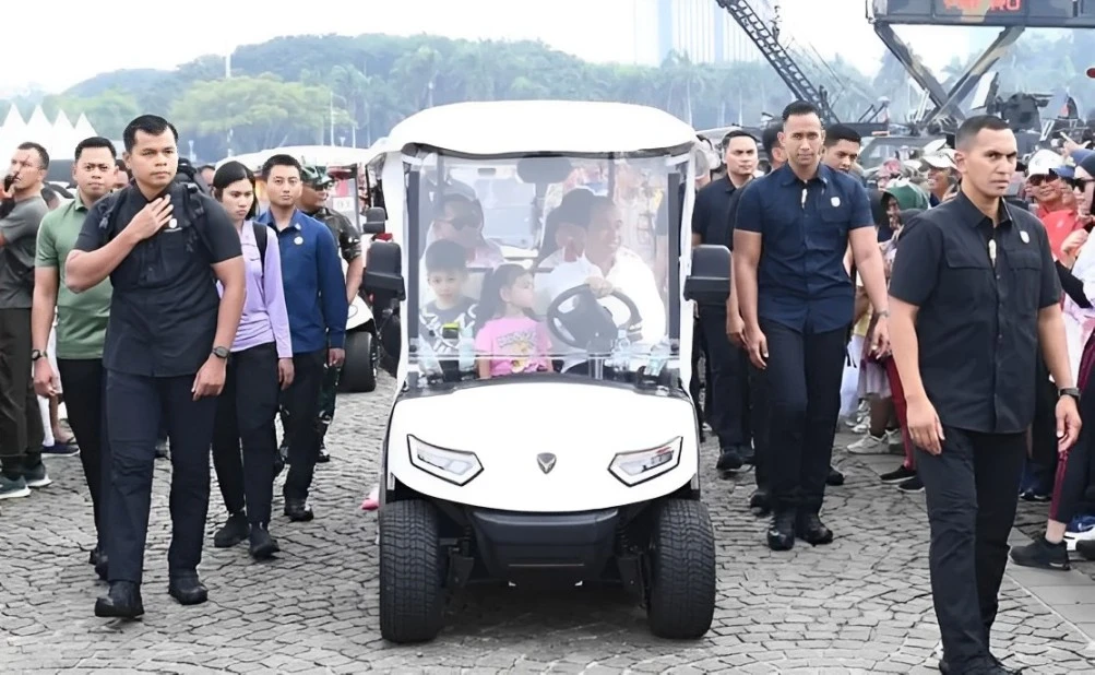 jokowi kunjungi pameran alutsista di monas