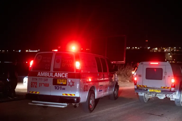 ambulas israel