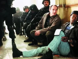 Sinopsis Film Negotiator, Negosiasi Panjang Samuel L Jackson dengan Penyandera