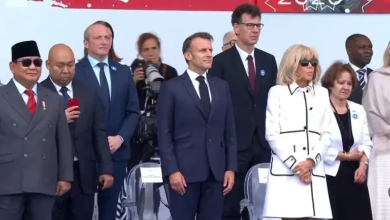 prabowo subianto disamping macron bastile day 2025
