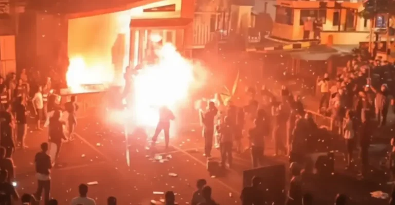 kerusuhan di jakarta