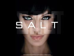 Sinopsis Film Salt (2010): Aksi Mata-Mata Penuh Twist yang Bikin Penonton Ragu Siapa Musuh Sebenarnya