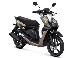 Pilih Honda Vario 125 Street atau Yamaha X-Ride 125? Ini Bedanya!