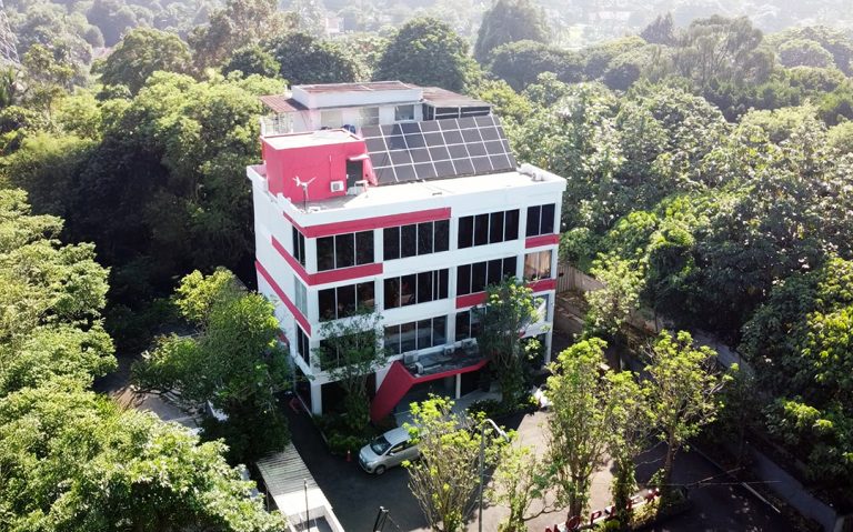 gedung pt nanotech indonesia global