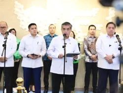 Menaker Yassierli Tegaskan THR Tak Bisa Dicicil, Wajib Dibayar Penuh