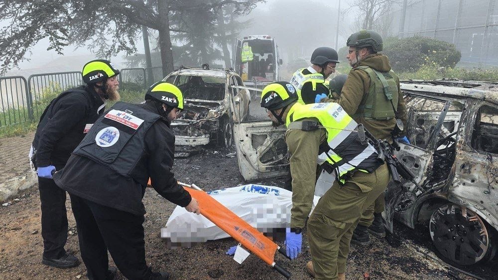 evakuasi korban tewas israel