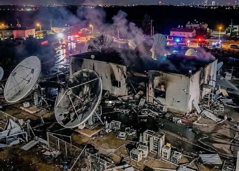 gedung komunikasi utama tel aviv