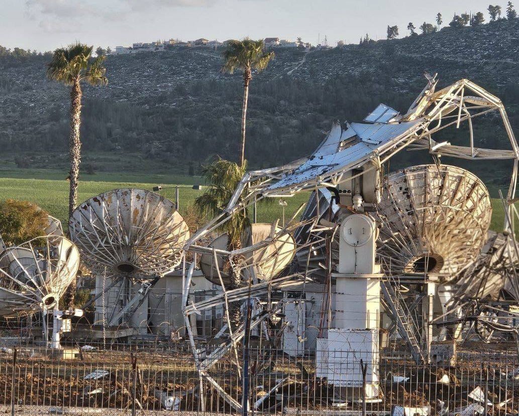 pusat komunikasi militer israel di lembah ella