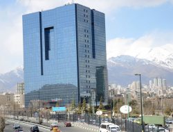 Bank Sentral Iran Pastikan Pendapatan Tarif Selat Hormuz Telah Disetor Tunai