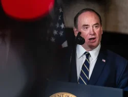 Mendadak Dipecat di Tengah Gejolak dengan Iran! Bos Angkatan Laut AS Dicopot Trump