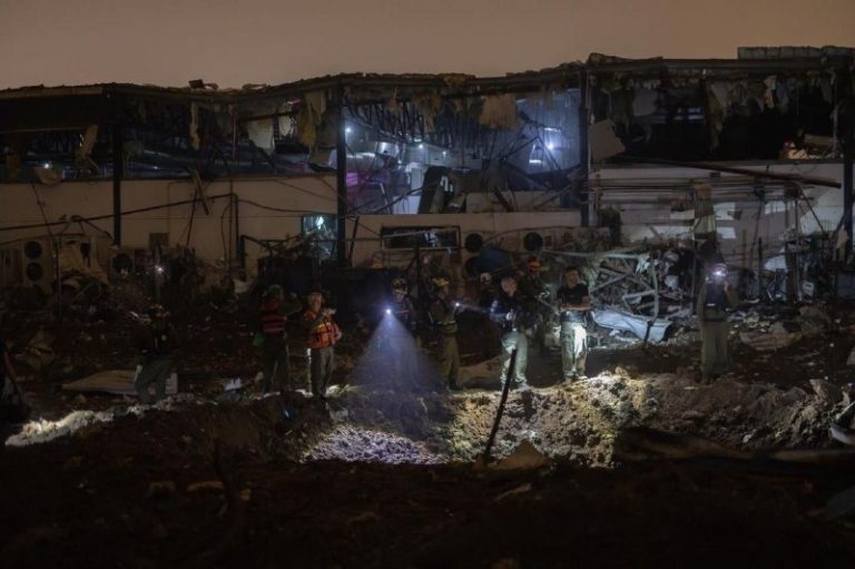 rudal iran hancurkan perusahaan drone israel