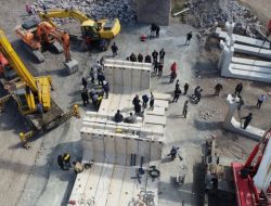 Iran Mulai Bangun Kembali Jembatan dan Rel Kena Serangan Udara AS-Israel, Ada yang Selesai 40 Jam