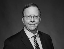 Akademisi AS Sebut Kesepakatan dengan Iran sebagai Kekalahan Strategis Terbesar Sejak Perang Vietnam