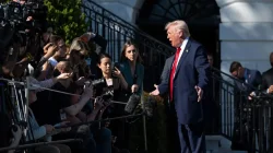 Trump Murka Saat Manifesto Pelaku Penembakan Dibacakan Reporter