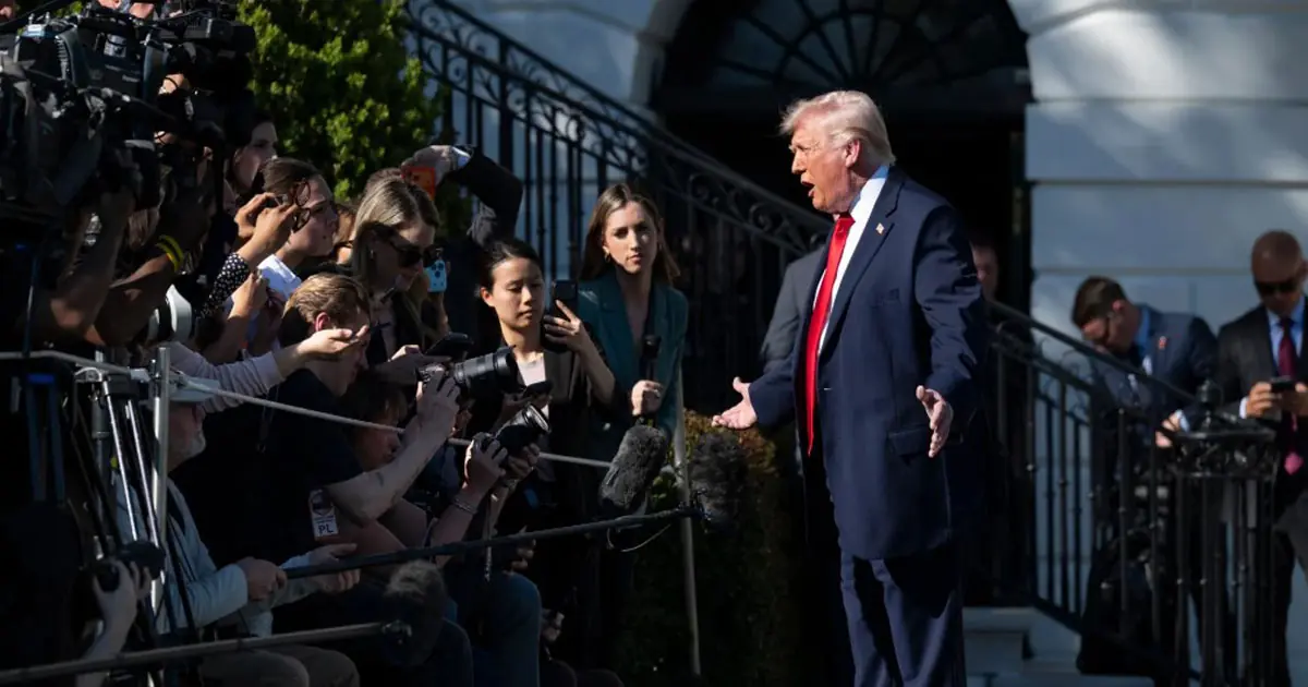 trump wawancara doorstop