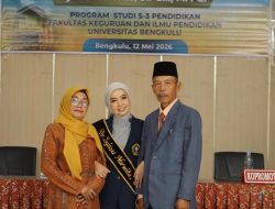 Kisah Inspiratif Bapak Syapwan dan Ibu Sanariah, Orang Tua Asal Kepahiang yang Sukses Antarkan Dua Anaknya Raih Gelar Doktor