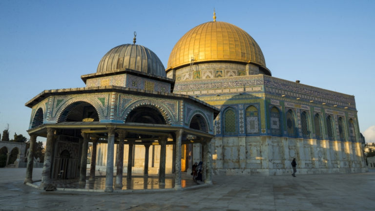 masjid al aqsa di al quds palestina