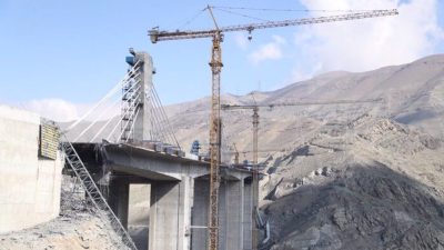 jembatan iran rusak diperbaiki