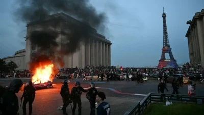 kerusuhan di paris