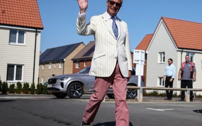 Britain’s Farage Takes a Page From Trump’s Playbook Amid Investigations