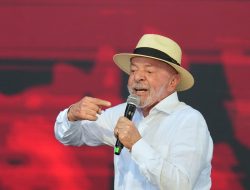 Brazil's Lula triggers reciprocity process against U.S. tariffs in effort to show strength