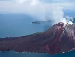 gunung anak krakatau