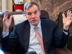 senator demokrat as mark warner