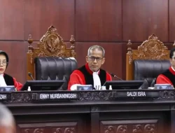 hakim mahkamah konstitusi mk