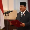 prabowo melantik menteri dan wamen atau pejabat setingkat